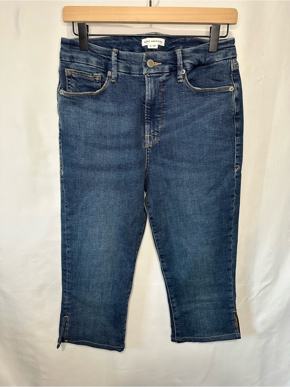 GOOD AMERICAN Good Legs Skinny Capri Jeans with Side Slits Wash Blue Size 6/28